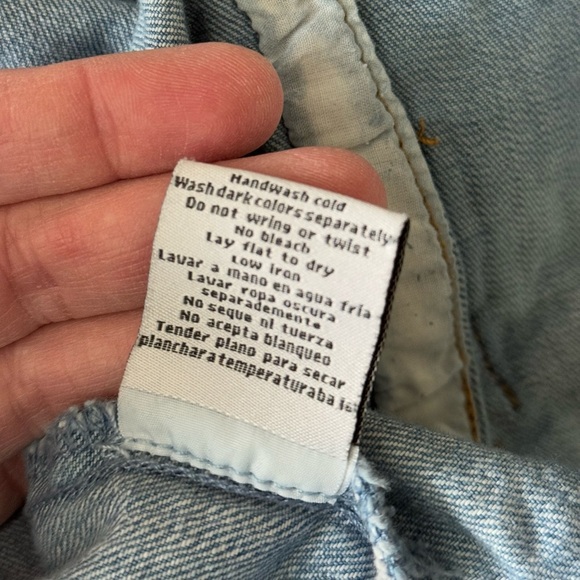 Judy Blue Distressed Denim Jacket Size Medium - Picture 9 of 9